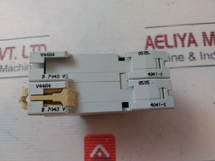 Merlin Gerin C60Hc Circuit Breaker 415V~