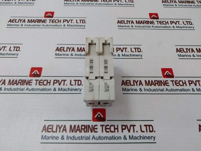 Merlin Gerin Multi 9 C60H C3 Circuit Breaker 400V