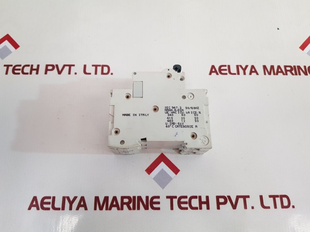 Merlin Gerin Multi 9 C60L Circuit Breaker 25427