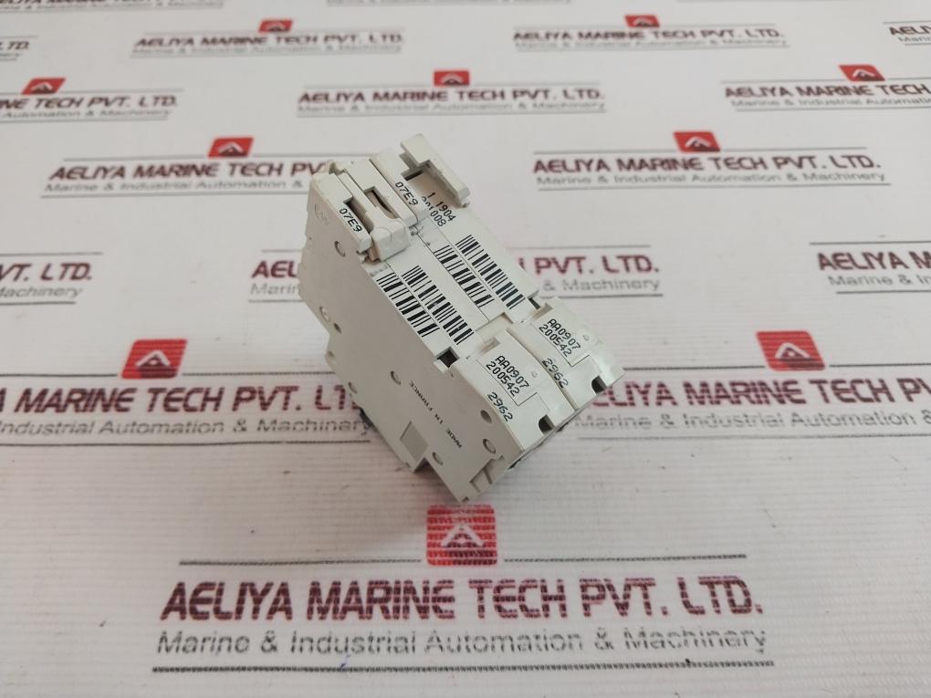 Merlin Gerin Multi 9 C60N Circuit Breaker 400V