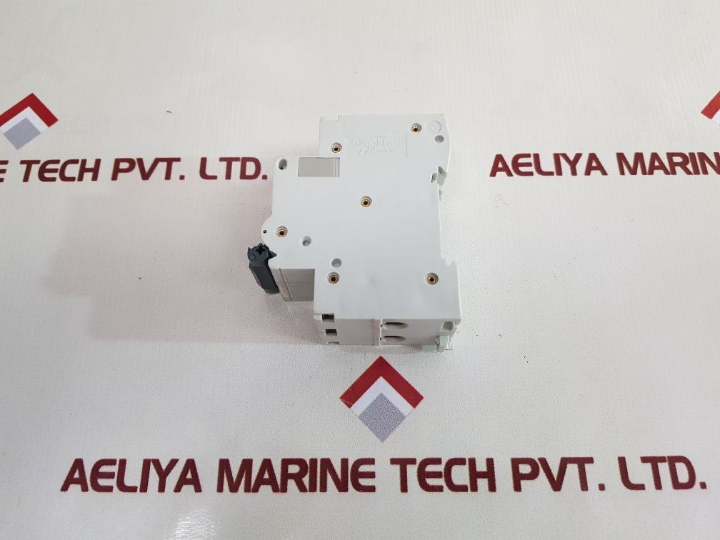 Merlin Gerin Multi 9 C65N Circuit Breaker Gb10963 400V Ac