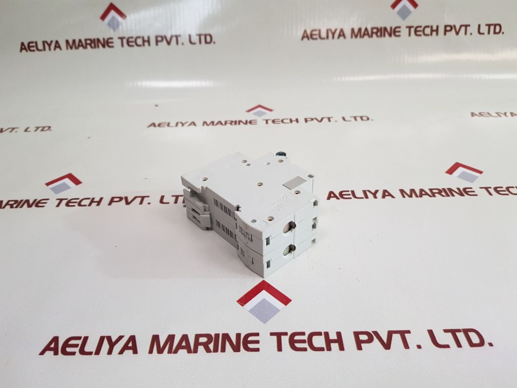 Merlin Gerin Multi 9 C65N Circuit Breaker Gb10963 400V Ac