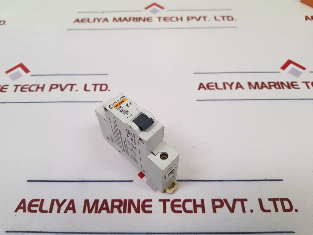 Merlin Gerin Multi 9 K60 Thermomagnetic Circuit Breaker B16