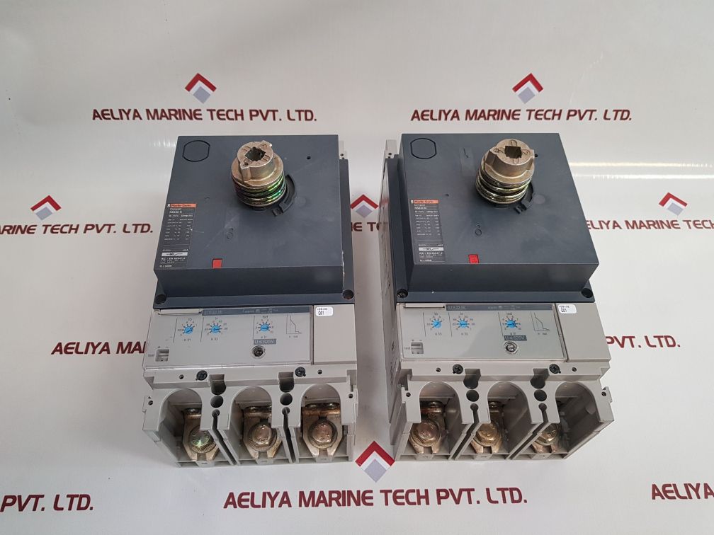 Merlin Gerin Ns630N Circuit Breaker 750V 630A