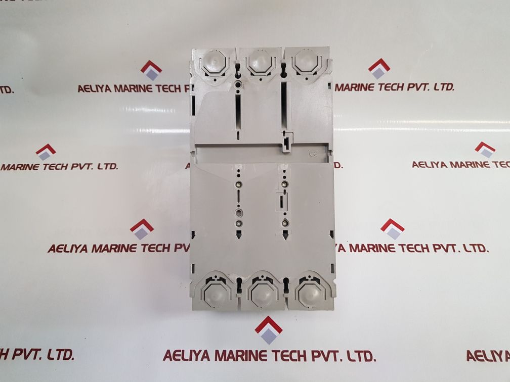 Merlin Gerin Ns630N Circuit Breaker 750V 630A