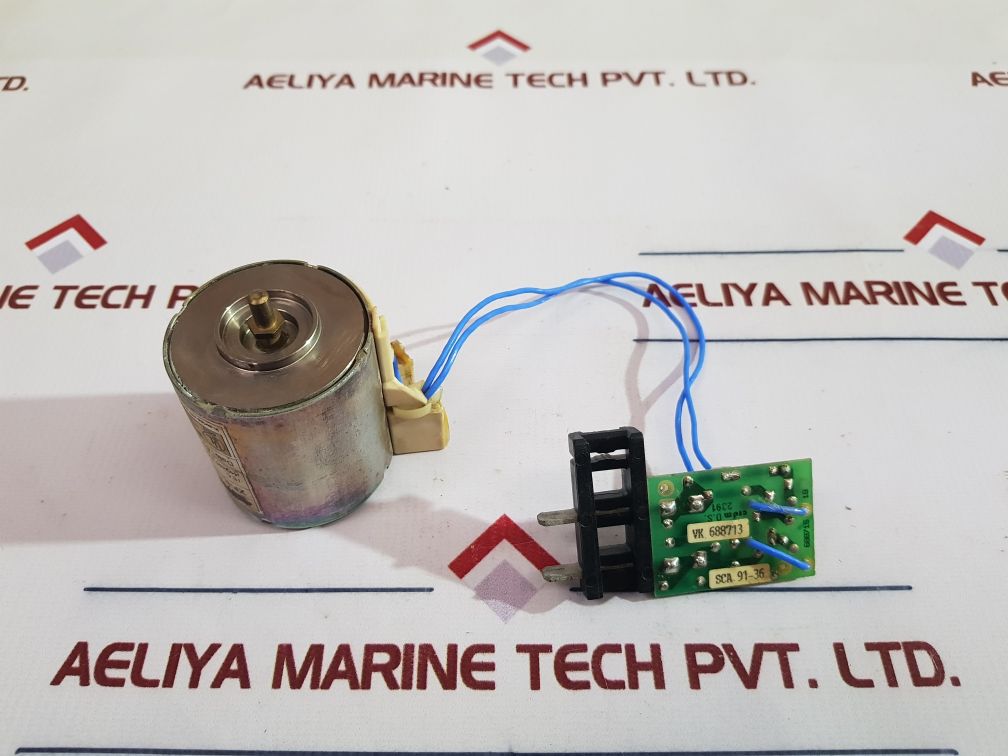 Merlin gerin 685 661 xf-e circuit breaker closing release