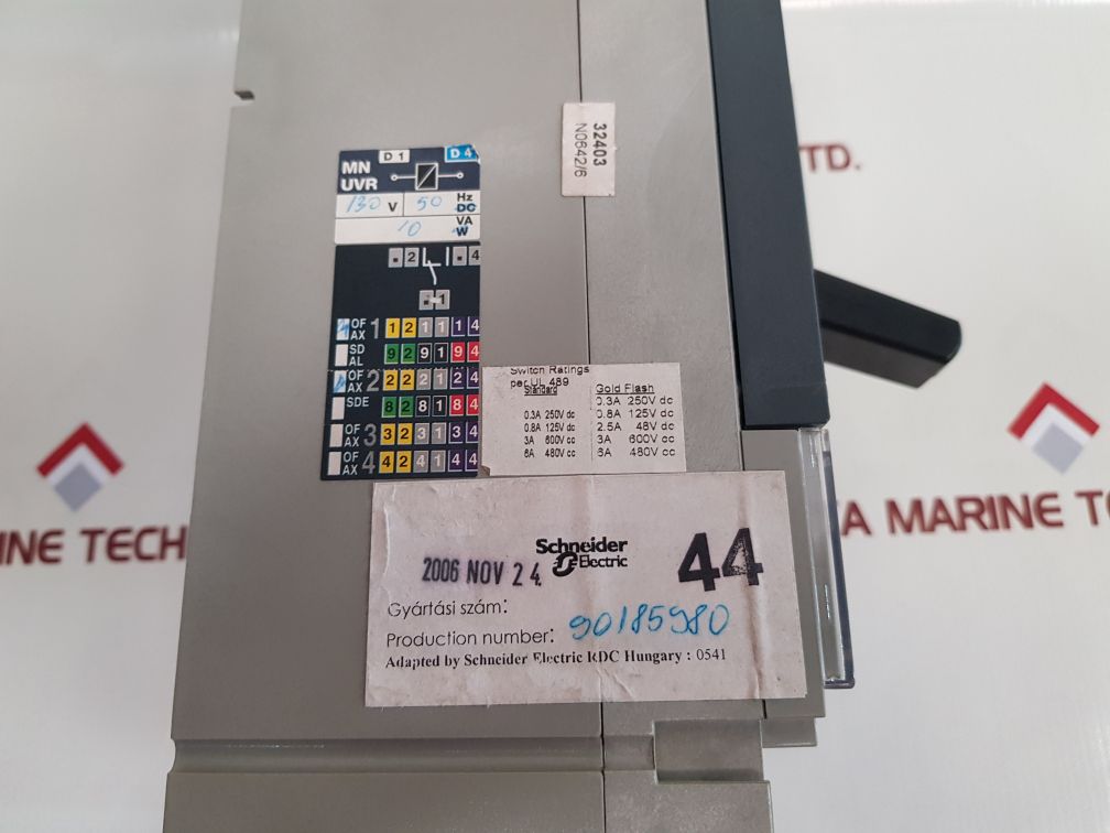 Merlin Gerin/Schneider Ns400N Circuit Breaker
