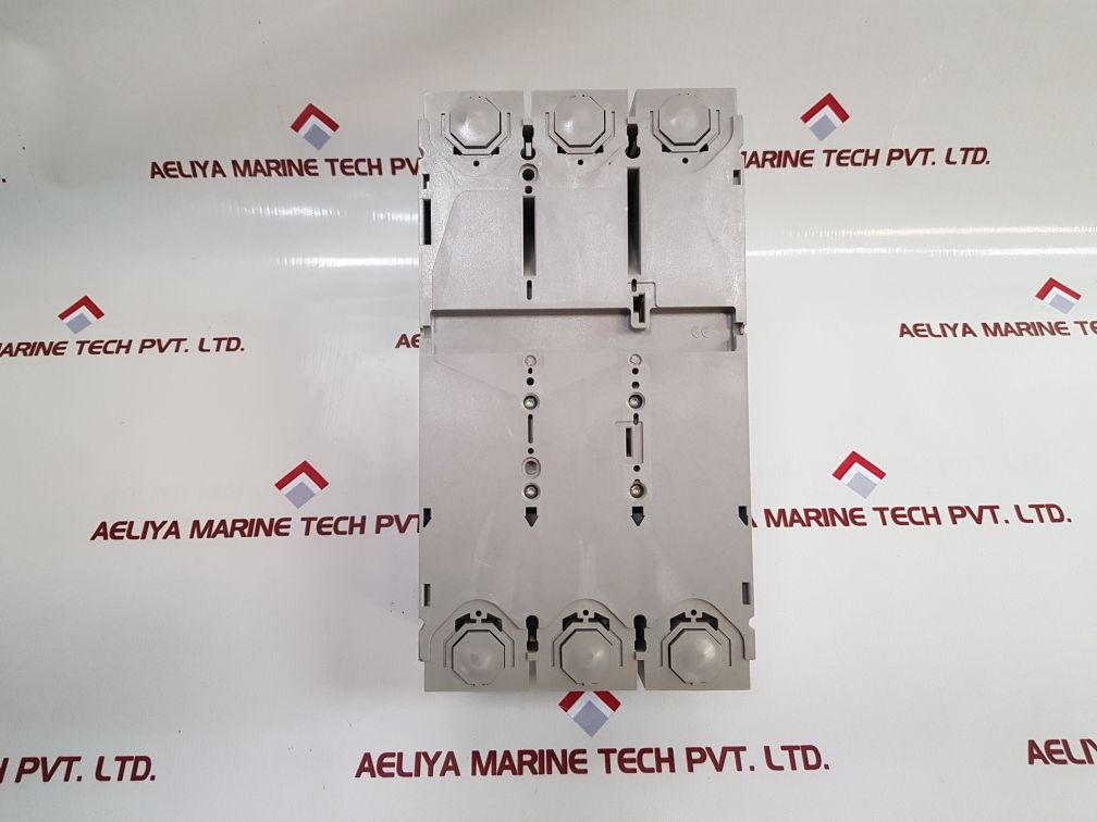 Merlin Gerin/Schneider Ns400N Circuit Breaker