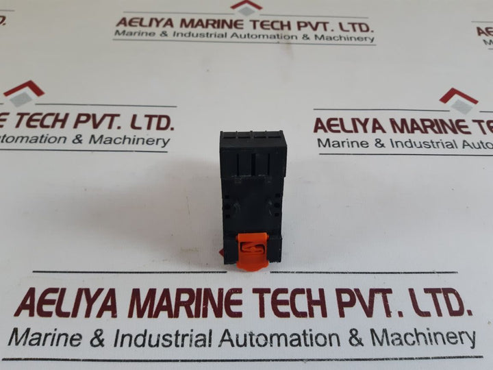 Metaltex Tna4Ra3 Relay With Socket 5A 250Vac