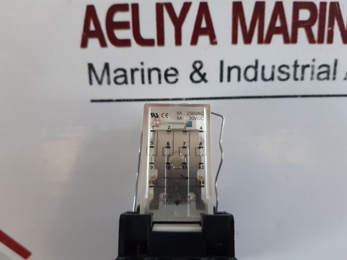 Metaltex Tna4Ra3 Relay With Socket 5A 250Vac