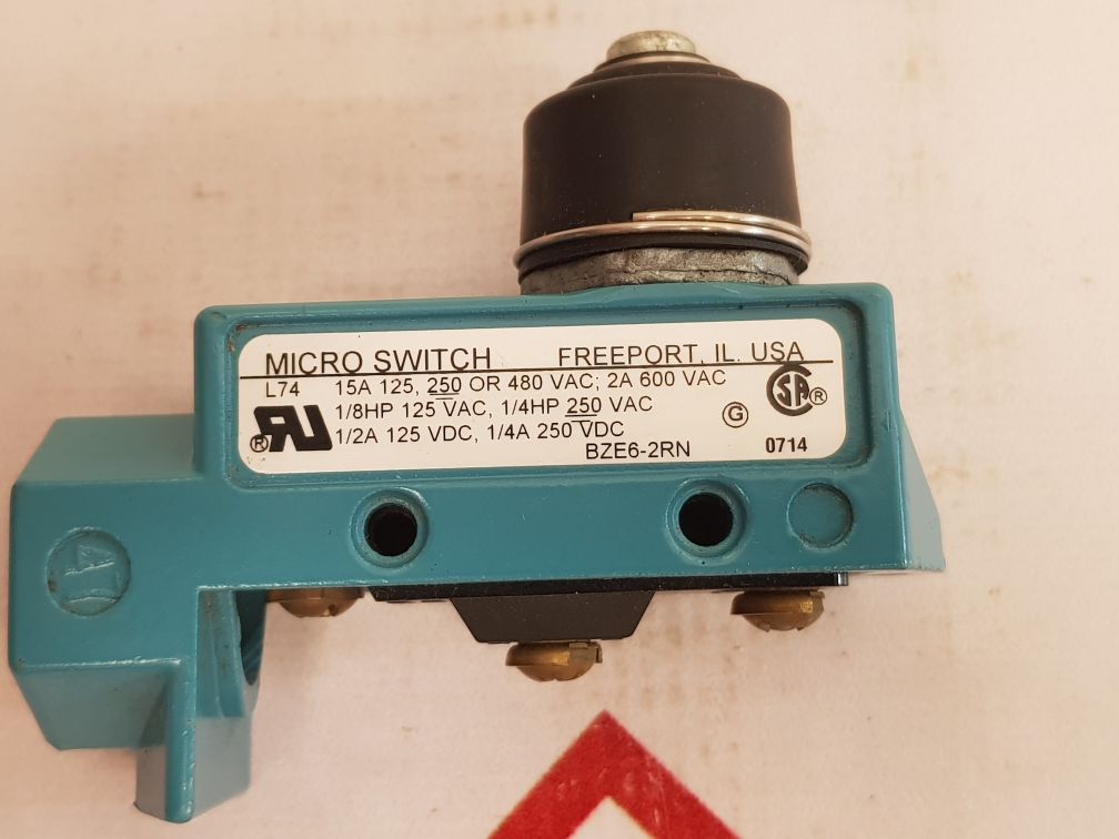 Micro Switch Bze6-2Rn Limit Switch - Aeliya Marine Tech