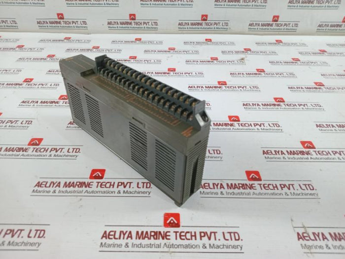 Mitsubishi Electric Ay81 Digital Output Module Dc 12/24V 0.5A Bd990D216H01