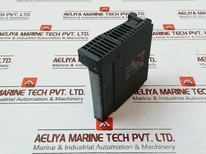 Mitsubishi Electric Qx10 Melsec-q Input Unit 100Vac 8Ma 60Hz/7Ma 50Hz
