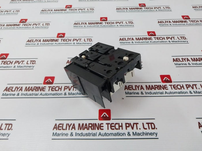 Mitsubishi Electric Nf30-cs No-fuse Breaker
