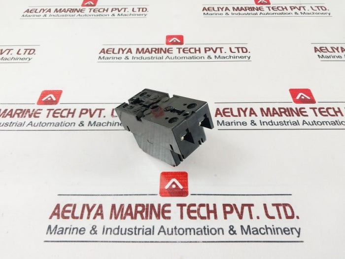 Mitsubishi Electric Nf30-cs No-fuse Breaker 220V Ac 15A 2-pole