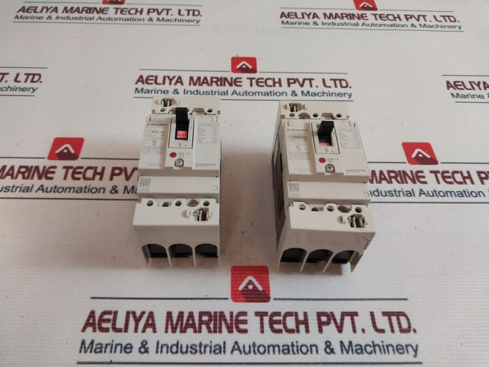 Mitsubishi Electric NF63-SVF No-Fuse Breaker 3 Pole 5A CAT A AC200V 50/60Hz