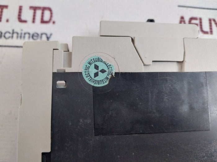 Mitsubishi Electric NF63-SVF No-Fuse Breaker 3 Pole 5A CAT A AC200V 50/60Hz