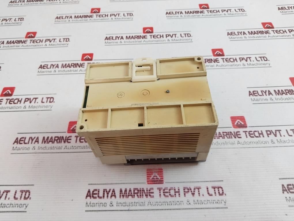 Mitsubishi Fx2N-16Mr-es/Ul Programmable Controller 50/60Hz