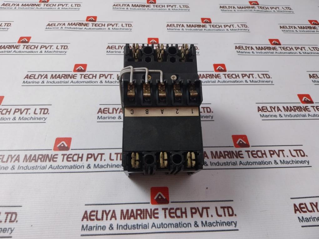 Mitsubishi Nf60-sh No-fuse Breaker 15Amp Ac600V