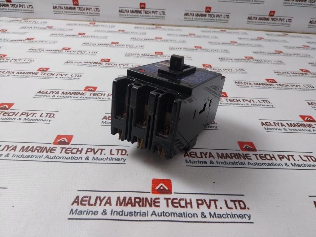 Mitsubishi Nf60-sh No-fuse Breaker 15Amp Ac600V