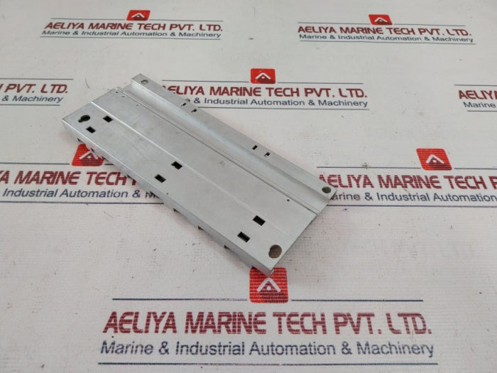 Mitsubishi Electric Q65B Extension Base Unit Power Supply