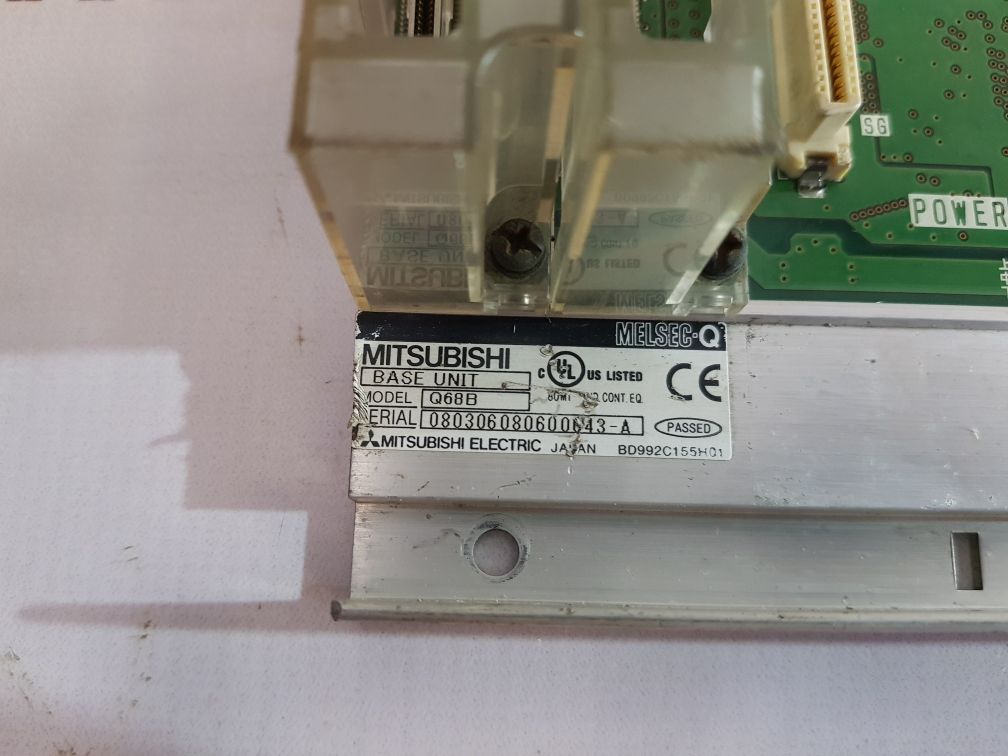 Mitsubishi melsec-q q68b 8-slot base unit
