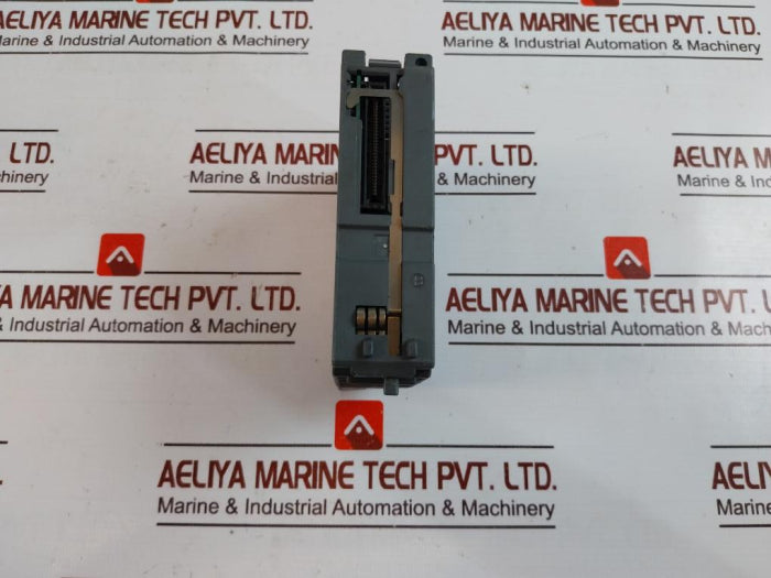 Mitsubishi Qx10 I/O Module Plc For Use With Melsec Q Series 100-120Vac 7-10Ma