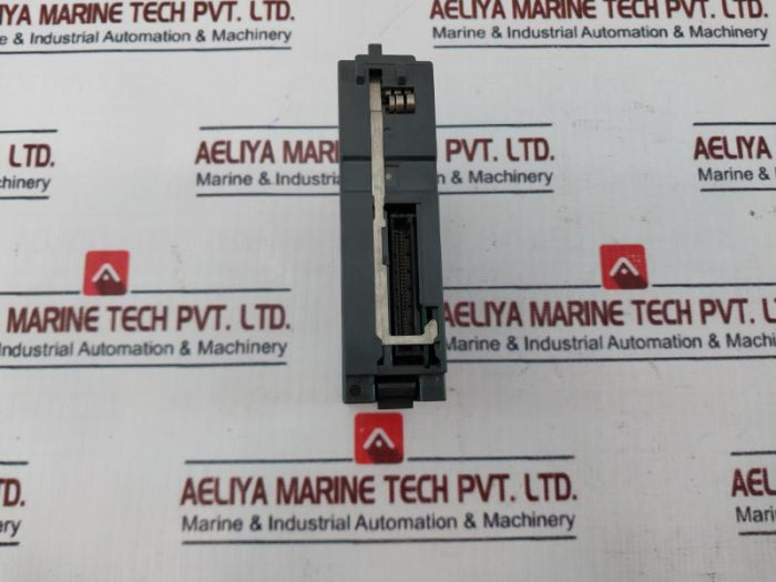 Mitsubishi Melsec-q Qx80 Plc I/O Module For Use With Series 100Vac 8Ma 60Hz