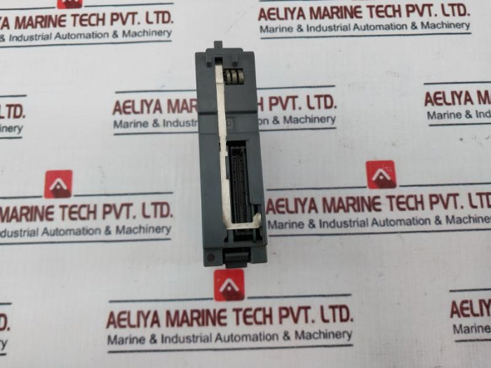 Mitsubishi Melsec-q Qy50 Plc I/O Module For Use With Series 12/24Vdc 0.5A