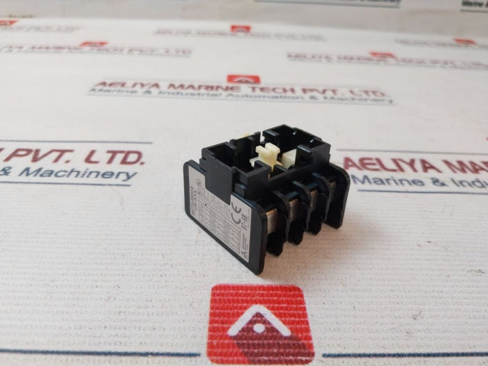 Mitsubishi Un-ax4 Auxilary Contact Block 4A(4No) 110V 6A 220V 5A