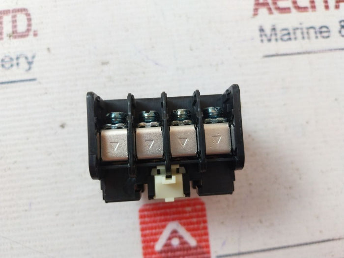 Mitsubishi Un-ax4 Auxiliary Contact Block 4A(4No) 110V 6A 220V 5A