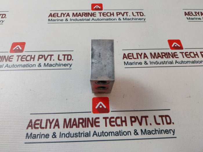 Mitsubishi/ Wabco 363 007 0010 Directional Control Valve