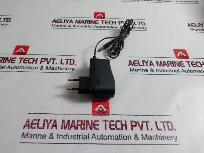 Mlf-a00122400380Fe0141 Ac Power Adapter 100-240V