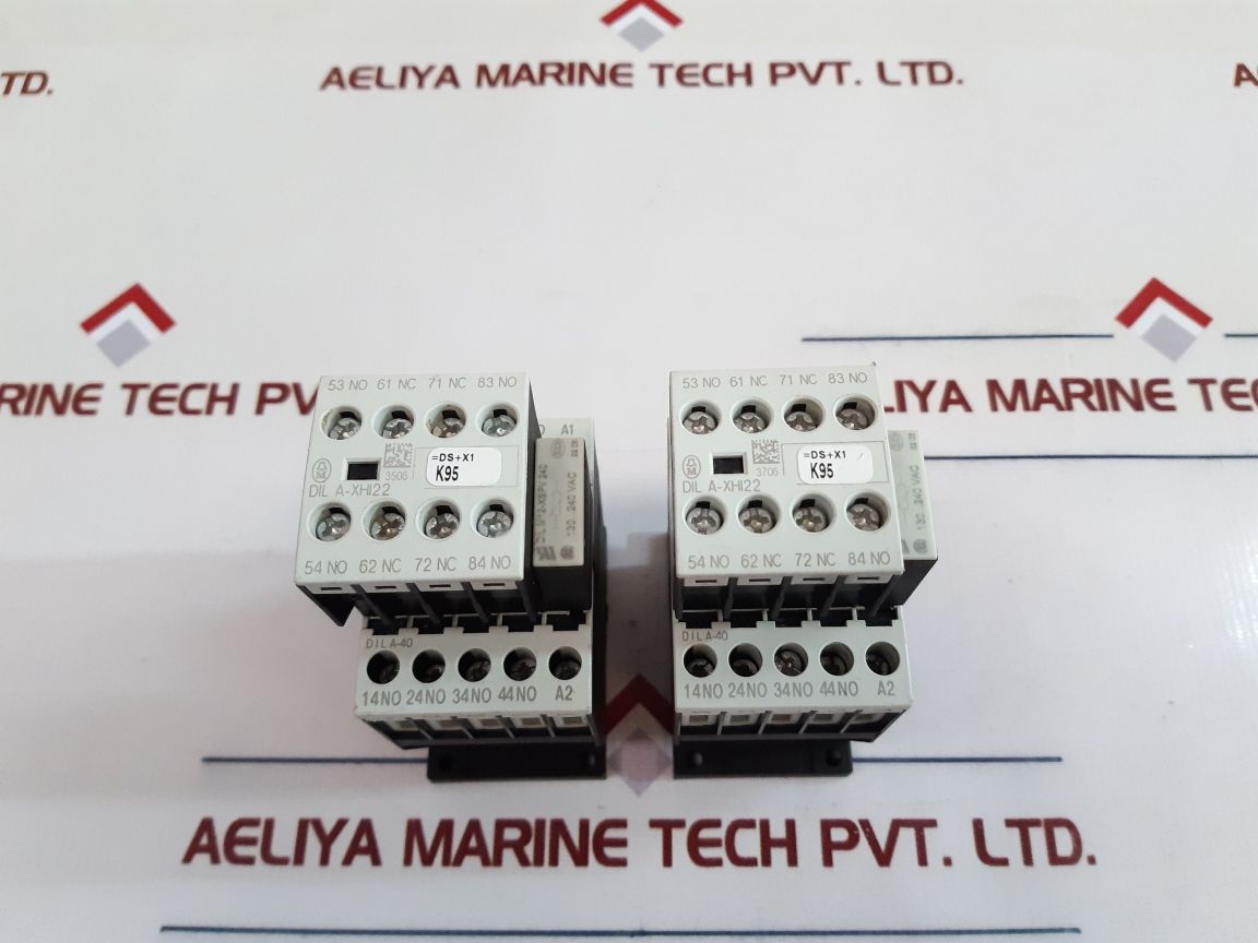 Moeller Contactor With Dil A-xhi22 Contact Block 230V50Hz/240V60Hz