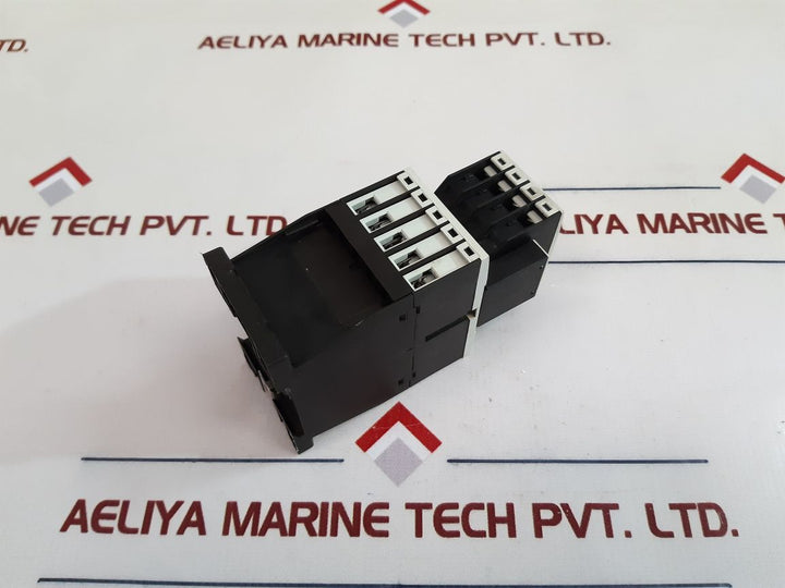 Moeller Contactor With Dil A-xhi22 Contact Block 230V50Hz/240V60Hz