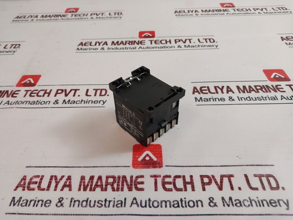 Moeller Dil Er-22 Auxiliary Contactor 600V Ac Max. 10A 24V 50/60 Hz