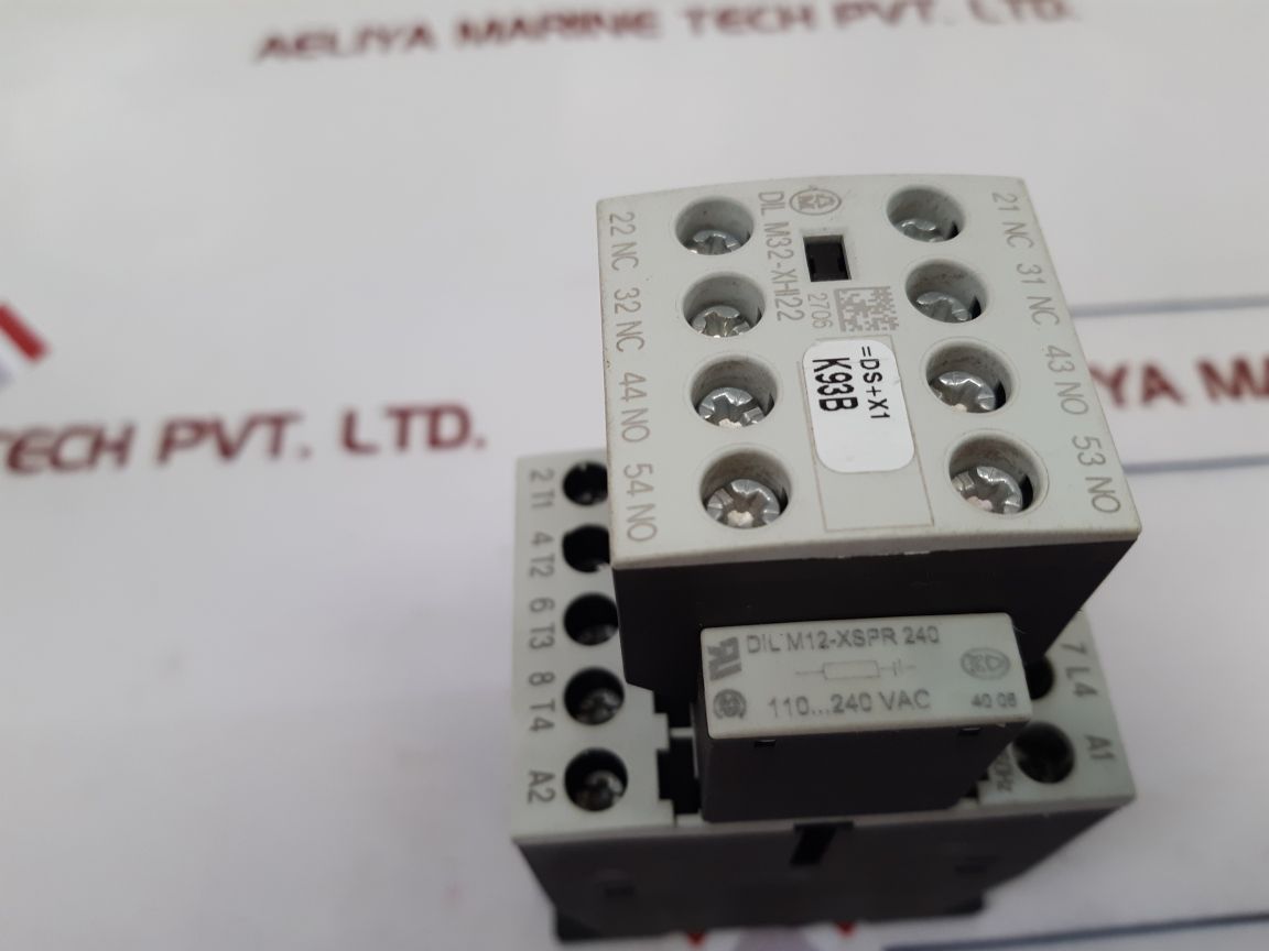 Moeller Dil M32-xhi22 Contactor With Auxiliary Block Dil Mp20, Dil M12-xspr 240
