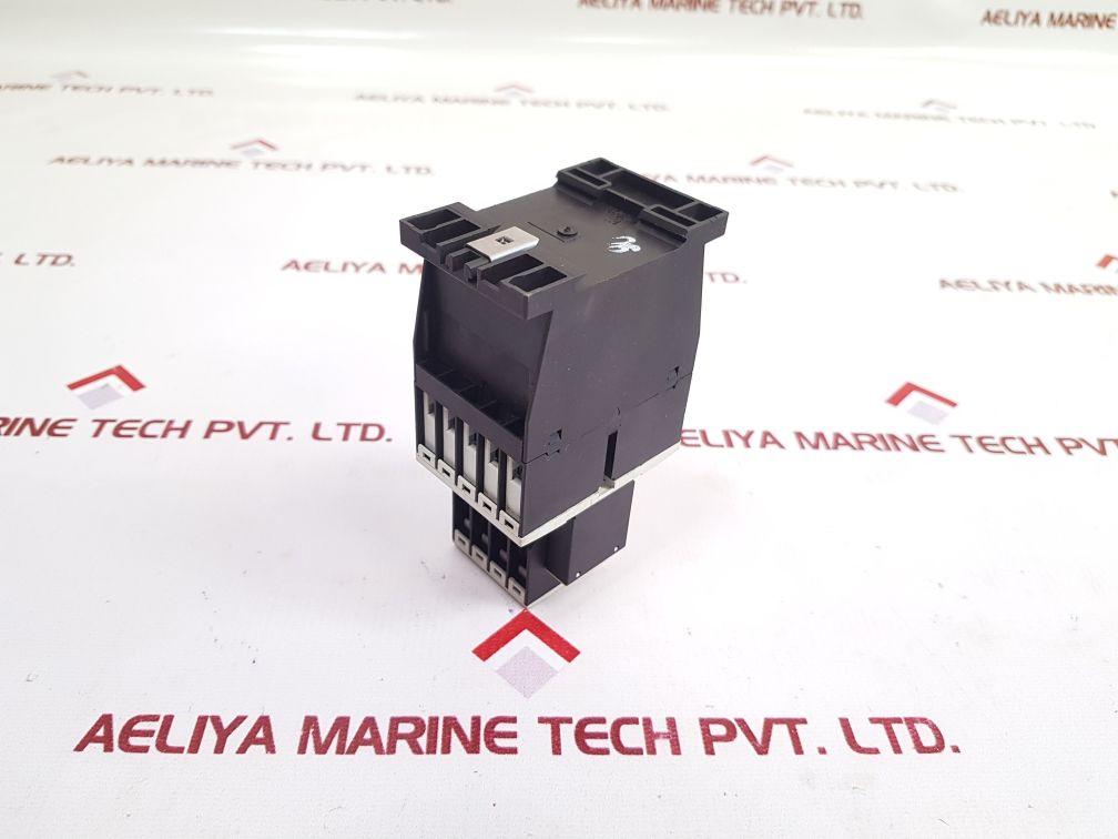 Moeller Dil M32-xhi22 Contactor With Dil Mp20 Block 