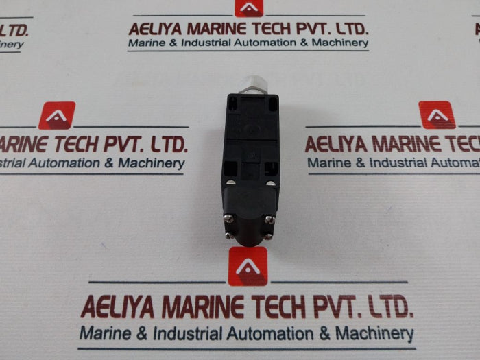 Moeller I-at4 Internal Switch For Bun Divider Machine Bakery Limit Lever Switch