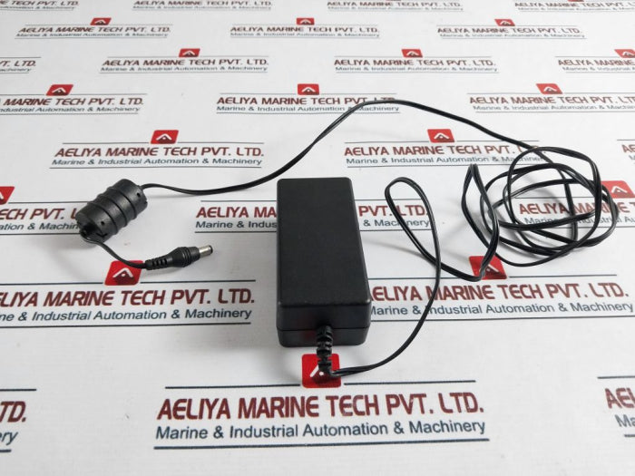 Motorola Aa26990L Ac Power Adapter 25012006001 100-240V