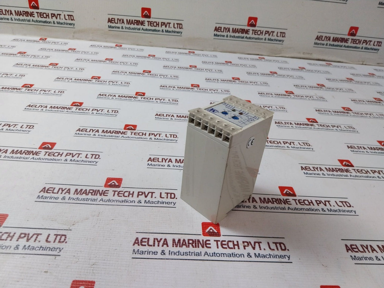 Multitek M200-v33U 3 Phase Voltage Relay 440V