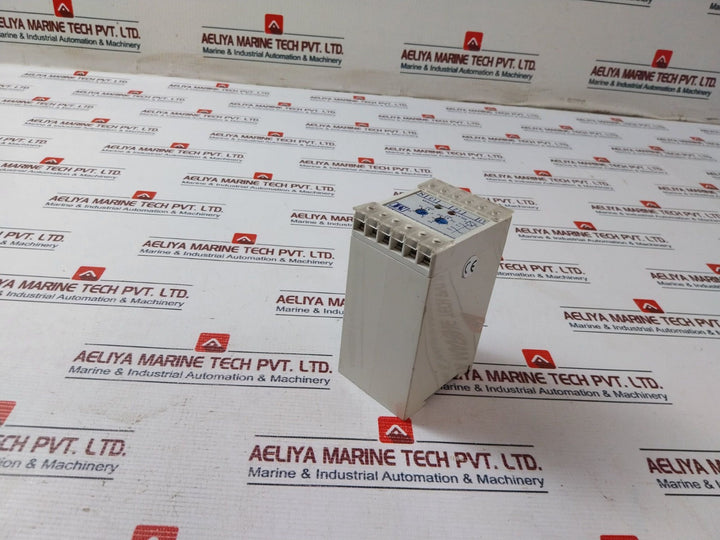 Multitek M200-v33U 3 Phase Voltage Relay 440V