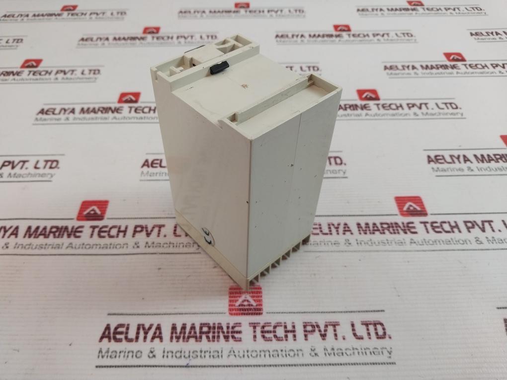 Multitek M200-v33X 3 Phase Voltage Relay 450V 50/60Hz