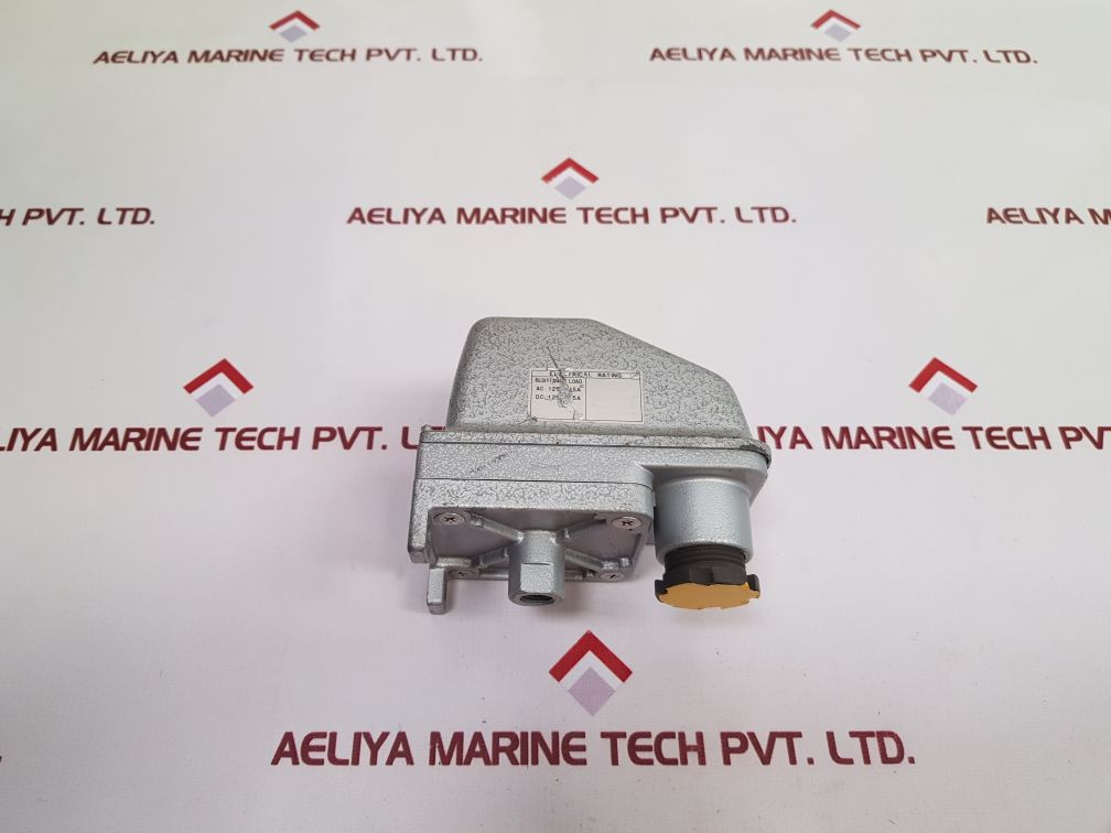 Nagano Keiki Cr 10 Pressure Switch 0.2~1 Kgf/Cm2