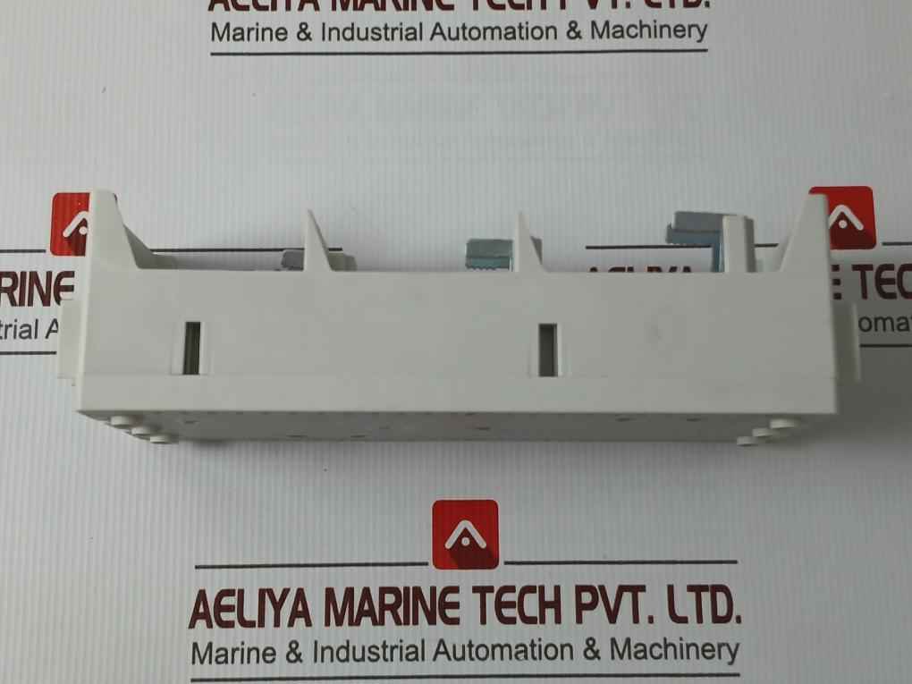 Rittal Sv 9342.410 3 Phase Circuit Breaker Component Adaptor 600/480 V Ac 100 A