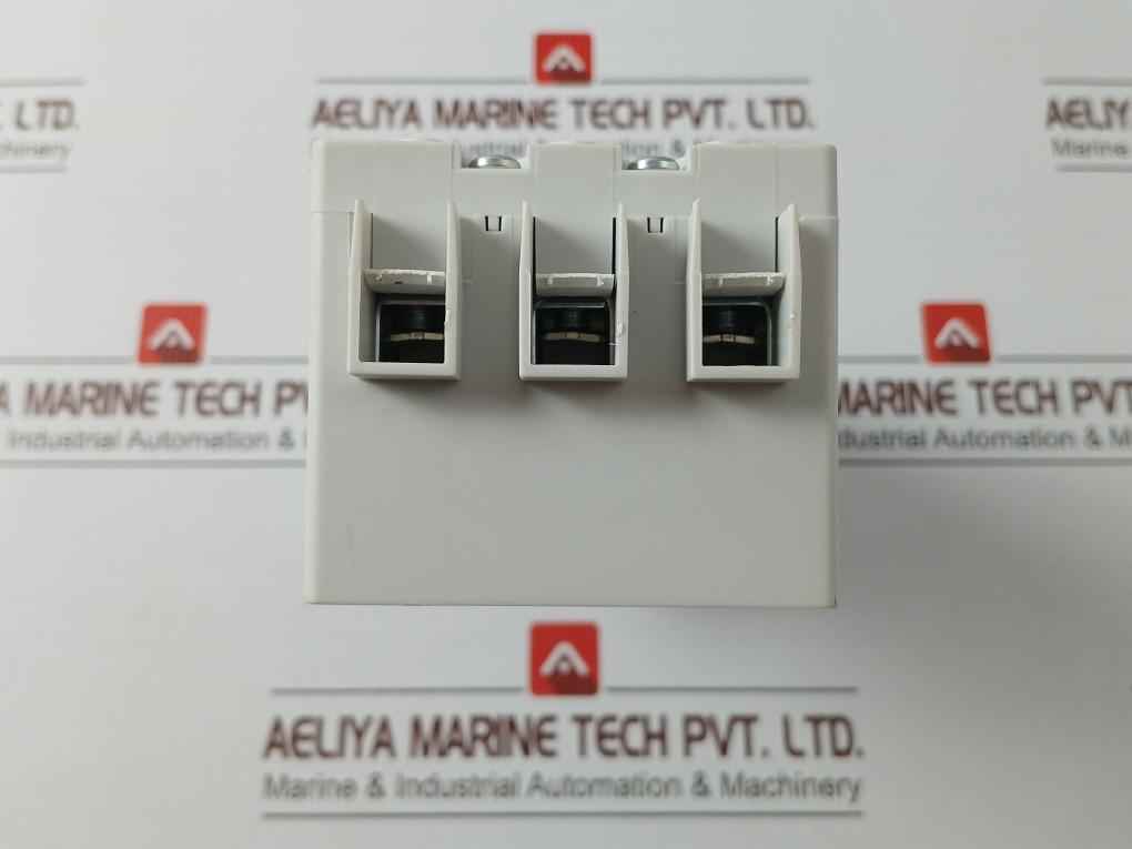 Rittal Sv 9342.410 3 Phase Circuit Breaker Component Adaptor 600/480 V Ac 100 A