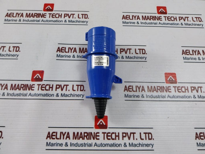 Newkon N3076 Industrial Plug 16A-6H/200-250V