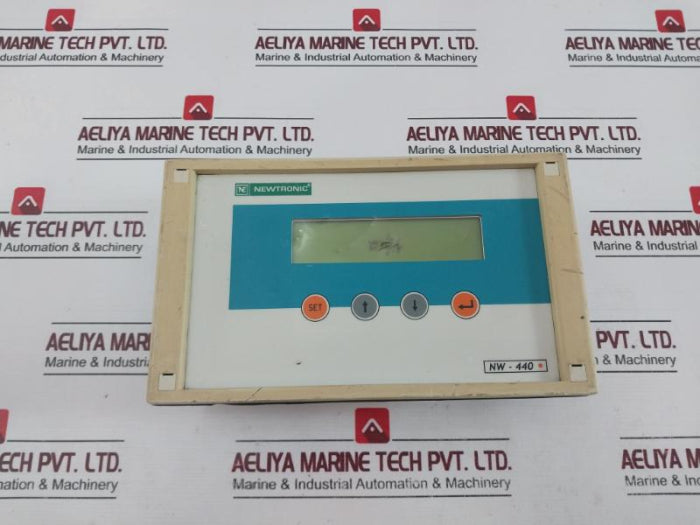 Newtronic Nw-440 Bod Controller -99.9 To 300°C, +24Vdc, Pt-100-4