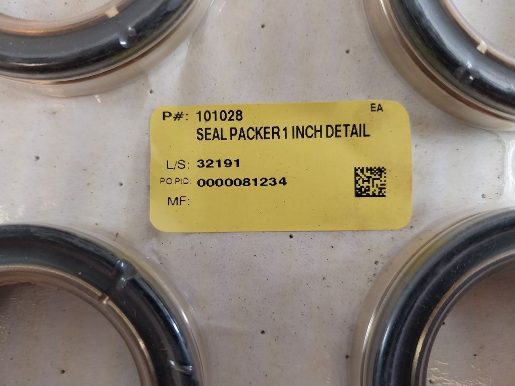 Lot of 8X Oceaneering 101028 Packer Seal 1 Inch