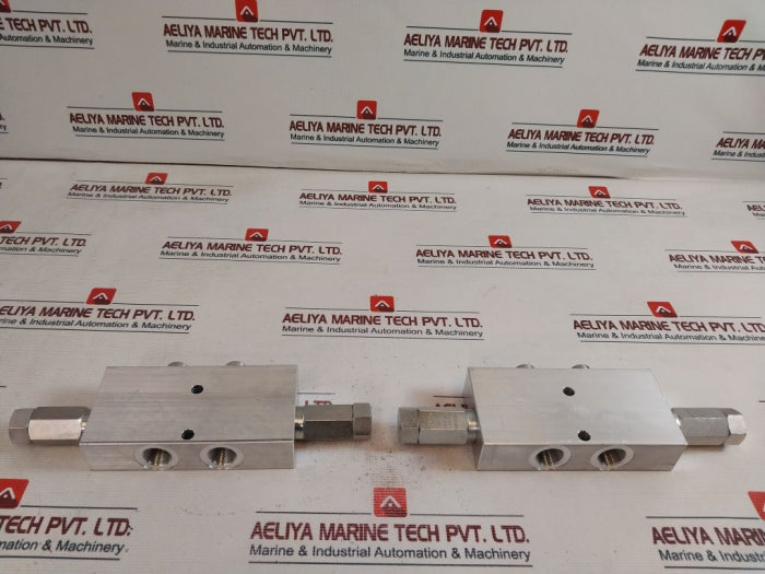 Oil Control/Rexroth 05422510043500A Double Acting Overcentre Valve Ba0019096